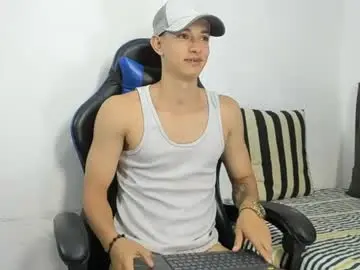 Chaturbate Nude Webcam of jake_shadow14