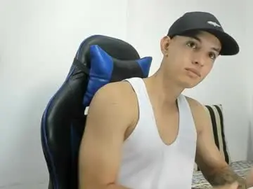 Chaturbate Sex Cam of jake_shadow14