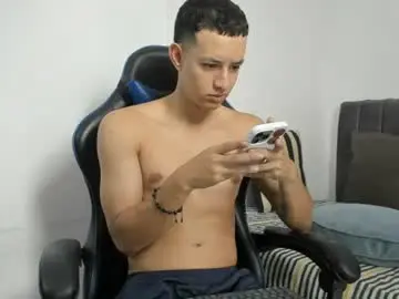 Chaturbate Sex Cam of jake_shadow14