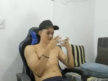 Chaturbate Live Porn of jake_shadow14