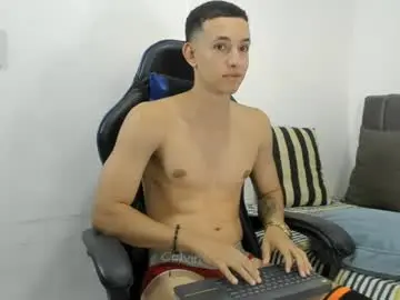 Chaturbate Free Porn Cam of jake_shadow14