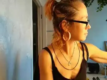 Chaturbate Live Porn of lioraweiss