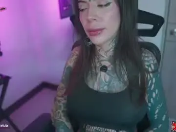 Chaturbate Live Sex Cam of punkyfoxx