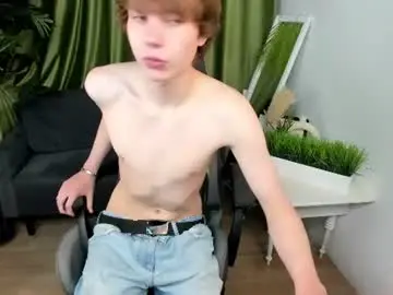 Chaturbate Free Live Porn of andyjey_