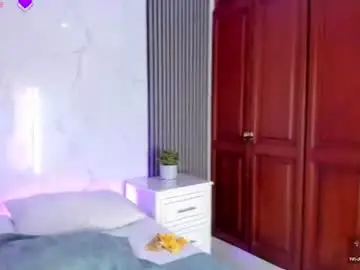 Chaturbate Nude Webcam of britneyandmaleth