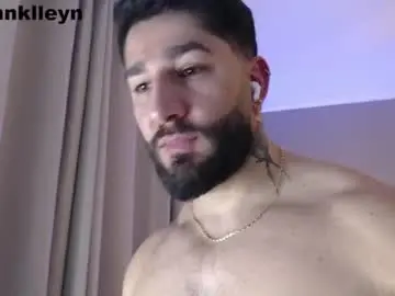 Chaturbate Best live sex cam show of johnklleyn