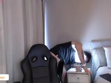 Chaturbate Live Sex Cam of johnklleyn