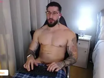 Chaturbate Best live sex cam show of johnklleyn
