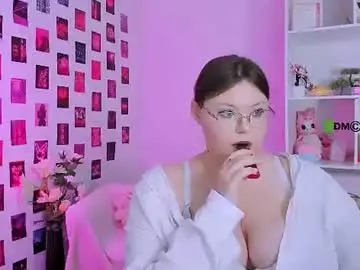 Chaturbate Live Sex Cam of nikol_kitt