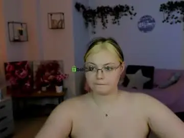 Chaturbate Best live sex cam show of nikol_kitt