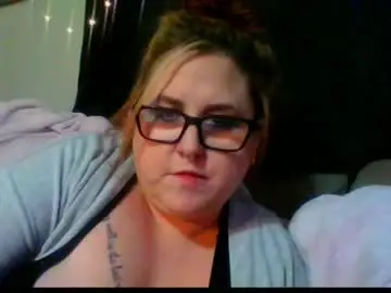 Chaturbate Live Sex Cam of chloeafterdarklive