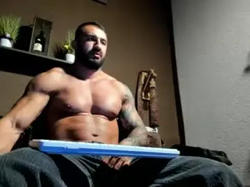 Chaturbate Free Live Porn of iustinmucle95