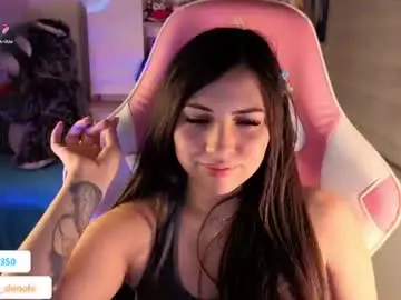 Chaturbate Sex Cam of madeleine_shinobi