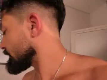 Chaturbate Live Porn of maxstrong01