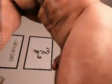 Chaturbate Live Sex of maxstrong01