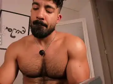 Chaturbate Adult Webcams of maxstrong01