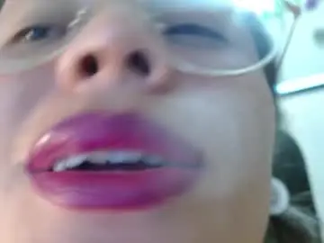 Chaturbate Live Porn of miss_evoleth2