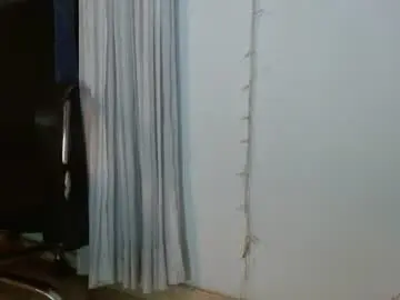 Chaturbate Live Sex Cam of miss_evoleth2