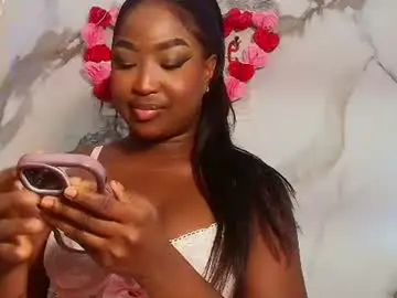 Chaturbate Sex Cam of paulinekosh