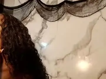 Chaturbate Free Porn Cam of paulinekosh