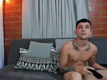 Chaturbate Live Porn of ander_012