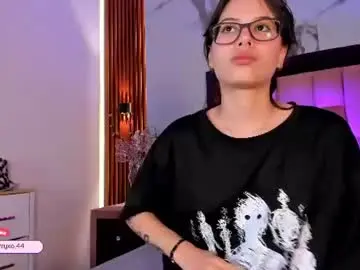 Chaturbate Free Live Porn of cherryblossom18_