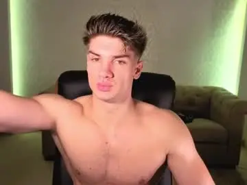 Chaturbate Free Porn Cam of maxkaiden