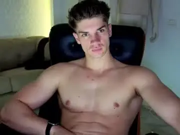 Chaturbate Sex Cam of maxkaiden