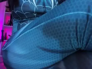 Chaturbate Live Sex Cam of kayilyn