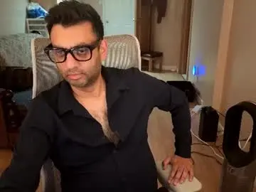 Chaturbate Watch Live Sex Cams of sub_robbie639872