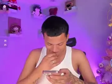 Chaturbate Sex Cam of andrew_depp