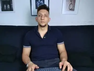 Chaturbate Live Sex of emiliocum_24