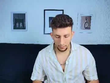 Chaturbate Watch Live Sex Cams of emiliocum_24