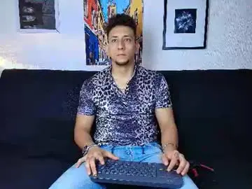 Chaturbate Adult Video Chat of emiliocum_24
