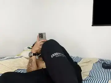 Chaturbate Free Live Porn of frankdanielsmolano