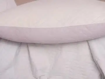 Chaturbate Live Sex Cam of marcela_rojas