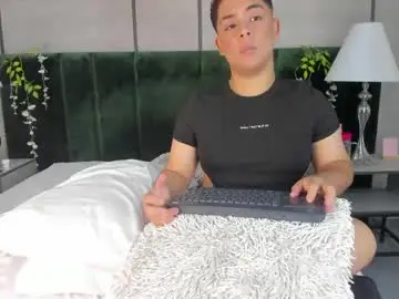 Chaturbate Adult Video Chat of darian_laforteza