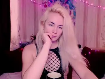 Chaturbate Watch Live Sex Cams of carinfox