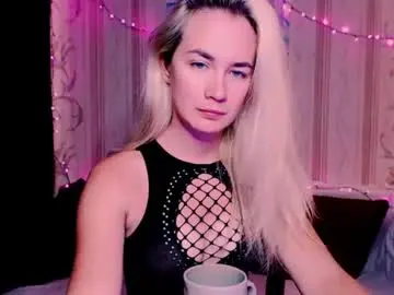 Chaturbate Watch Live Sex Cams of carinfox