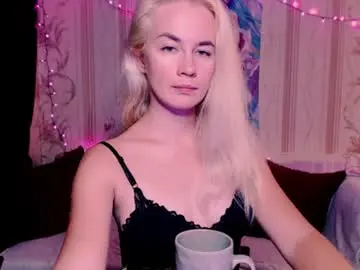 Chaturbate Best live sex cam show of carinfox