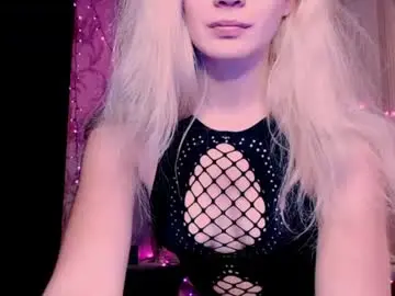 Chaturbate Adult Video Chat of carinfox