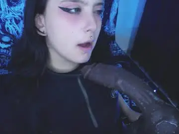 Chaturbate Free Live Porn of mikaskullcs