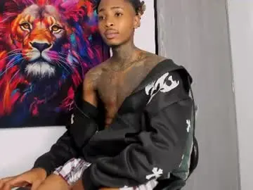 Chaturbate Live Sex Cam of _pantera_09