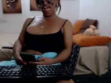 Chaturbate Nude Webcam of bardotbigcocktsx