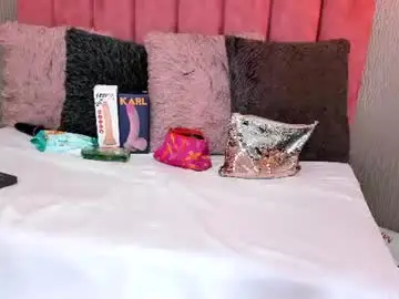 Chaturbate Free Porn Cam of emilyparker__