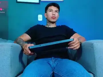 Chaturbate Adult Webcam of matteo_rreal