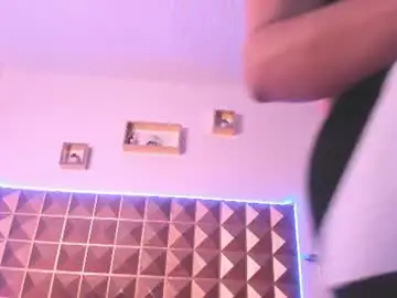 Chaturbate Live Sex of sarah_miel