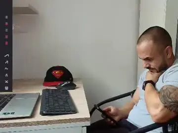 Chaturbate Live Sex Cam of supermanboyxxl