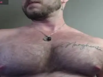 Chaturbate Live Sex Cam of tony_white_7