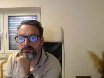 Chaturbate Live Sex Cam of jackbauer9999